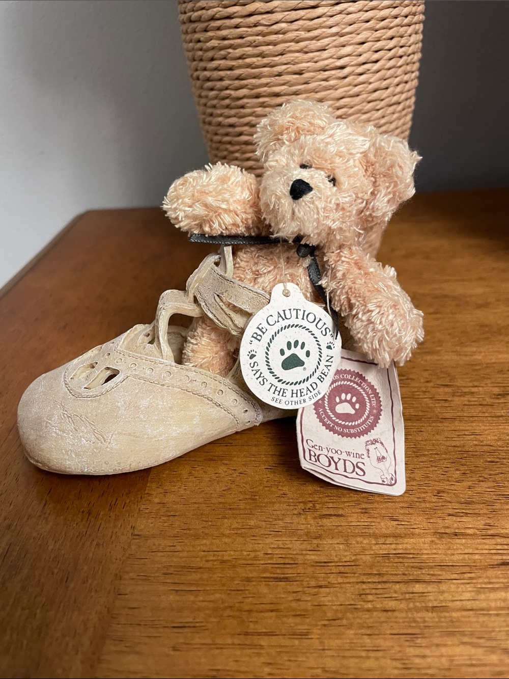 BOYDS BEAR-Foot Friends Collectibles Two Piece Set Krissy No. 641006 Dated 2002